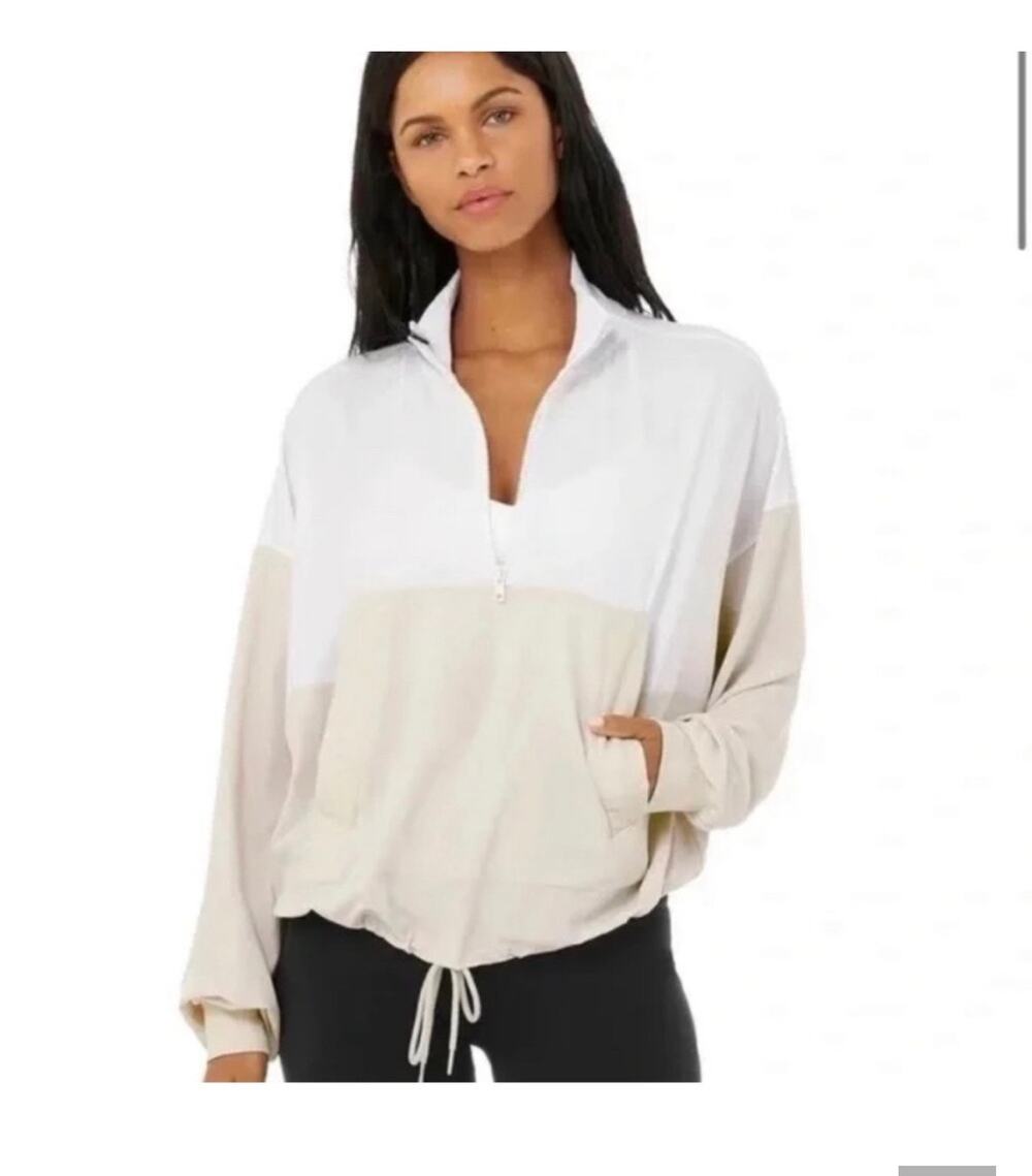 Rare Sold Out Alo Yoga City girl pullover quarter zip 
Oversized XS fits Med